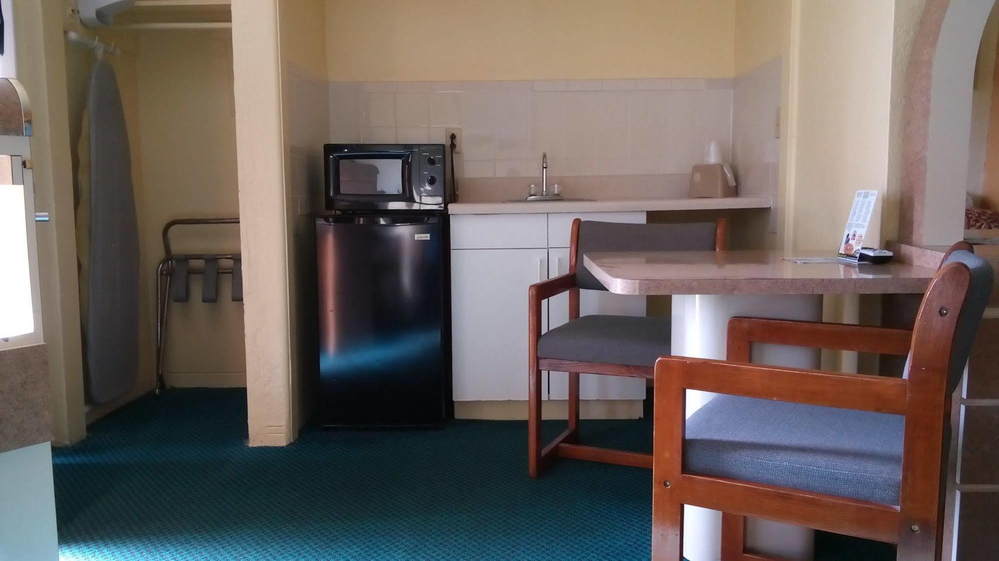 Super Inn By Oyo Daytona Beach Near Airport Exterior foto